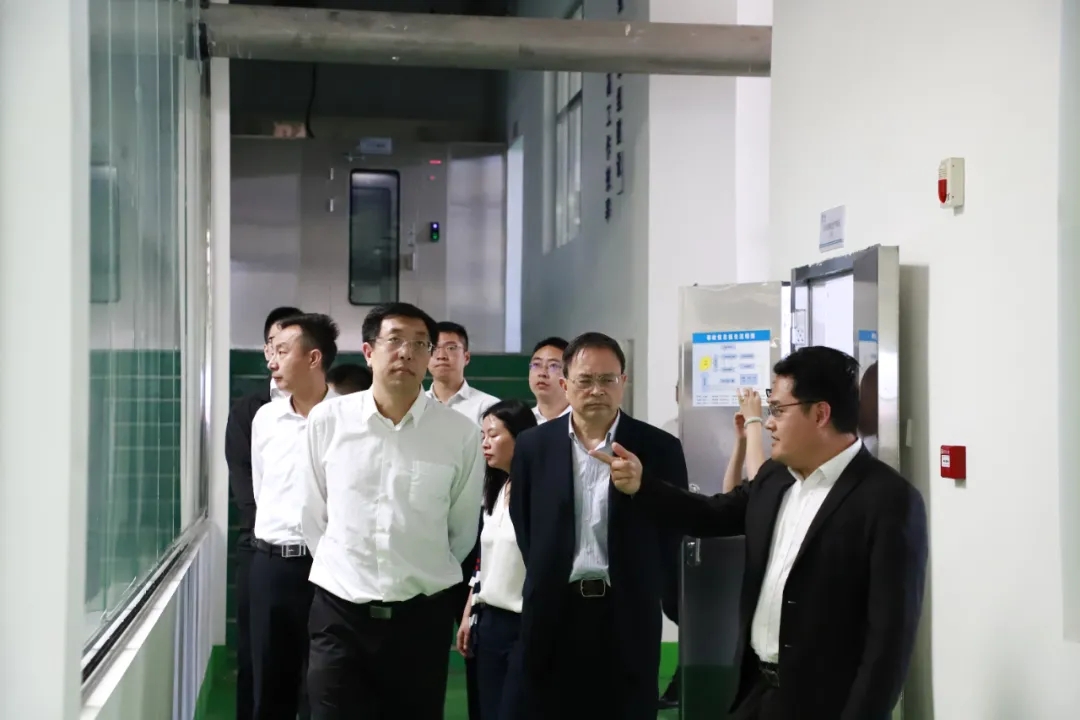 1619657394214464.jpg 640.webp (1).jpg