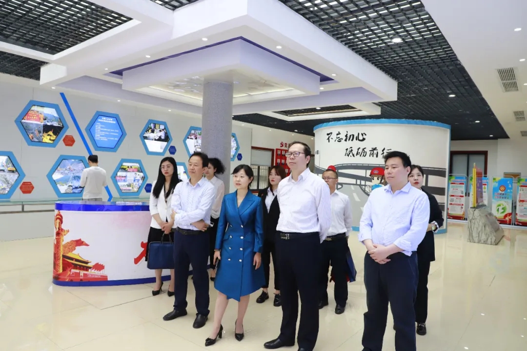 1620612347439779.jpg 640.webp.jpg