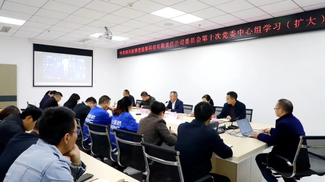 1635128759629376.jpg 640.webp.jpg